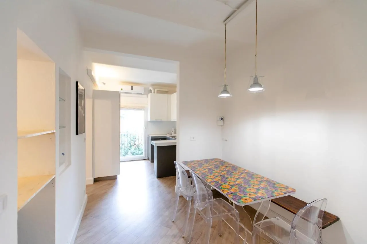 בולוניה Saragozza Apartments איטליה