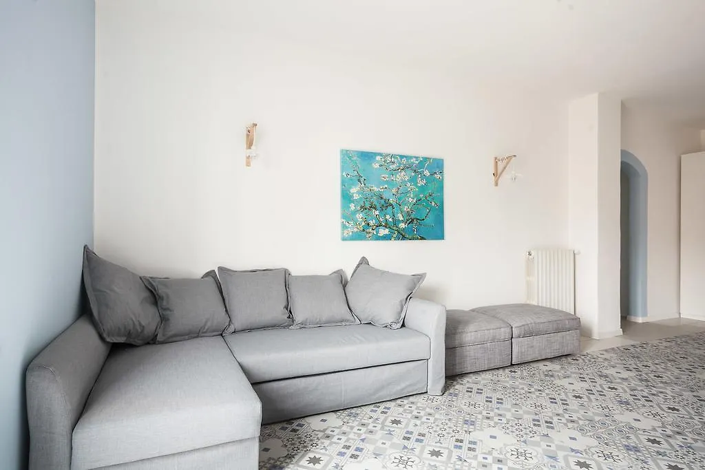 Saragozza Apartments